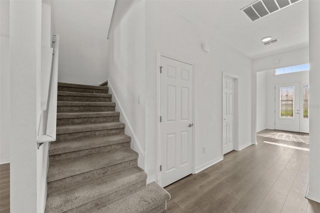 33251 SYCAMORE LEAF DRIVE, Wesley Chapel, FL 33545