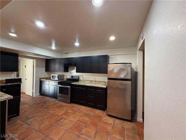 908 Vegas Valley Drive, Las Vegas, NV 89109