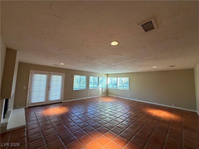 908 Vegas Valley Drive, Las Vegas, NV 89109