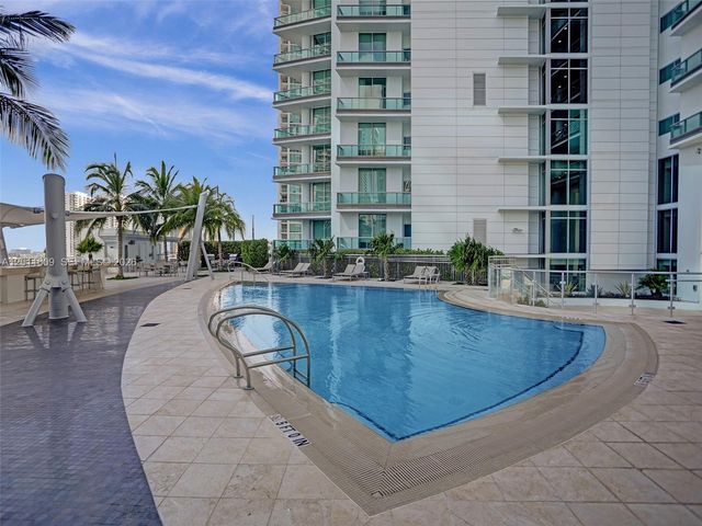 900 Biscayne Blvd 501, Miami, FL 33132