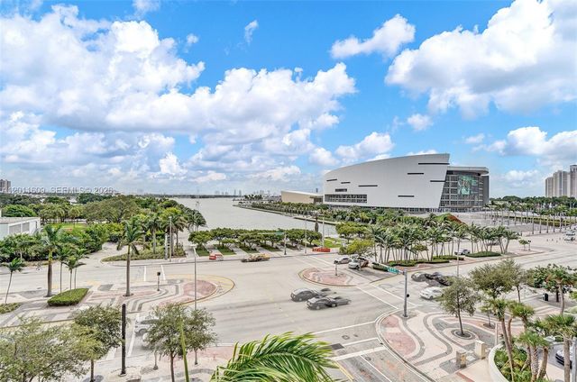 900 Biscayne Blvd 501, Miami, FL 33132