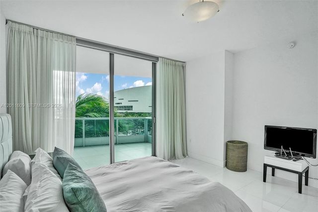 900 Biscayne Blvd 501, Miami, FL 33132
