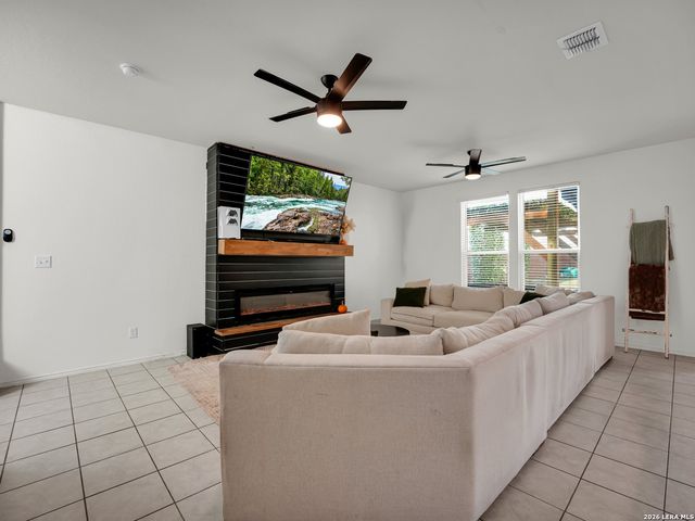 426 Dappled Willow, New Braunfels, TX 78130