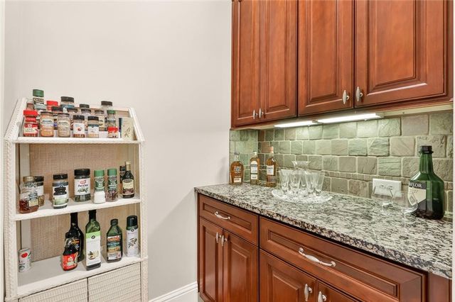 2066 Heathermere Way, Roswell, GA 30075