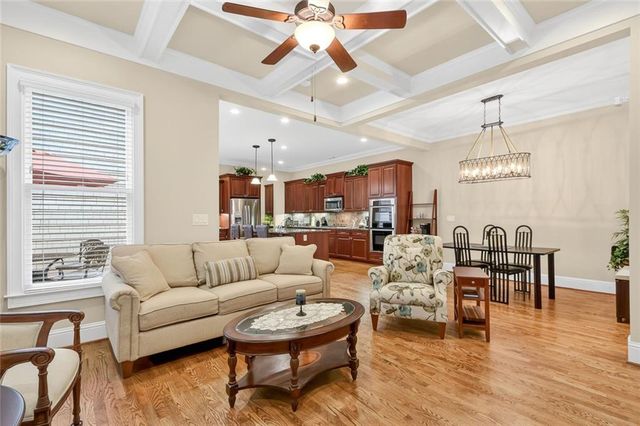 2066 Heathermere Way, Roswell, GA 30075