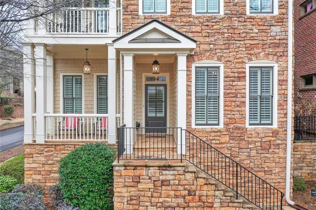 2066 Heathermere Way, Roswell, GA 30075