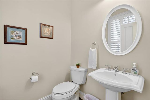 2066 Heathermere Way, Roswell, GA 30075