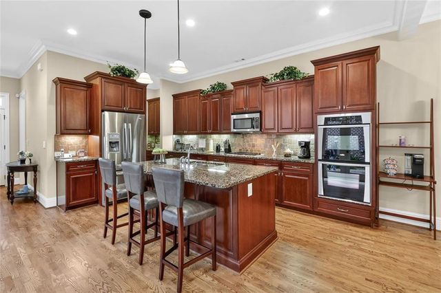 2066 Heathermere Way, Roswell, GA 30075