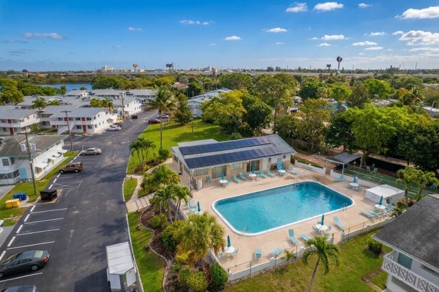 2020 Lake Osborne Drive, Lake Worth Beach, FL 33461