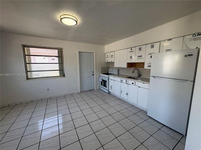 2752 SW 25th Ter A, Miami, FL 33133