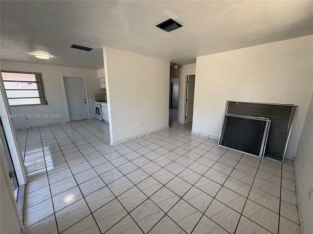 2752 SW 25th Ter A, Miami, FL 33133