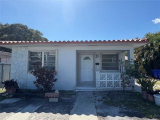 2752 SW 25th Ter A, Miami, FL 33133