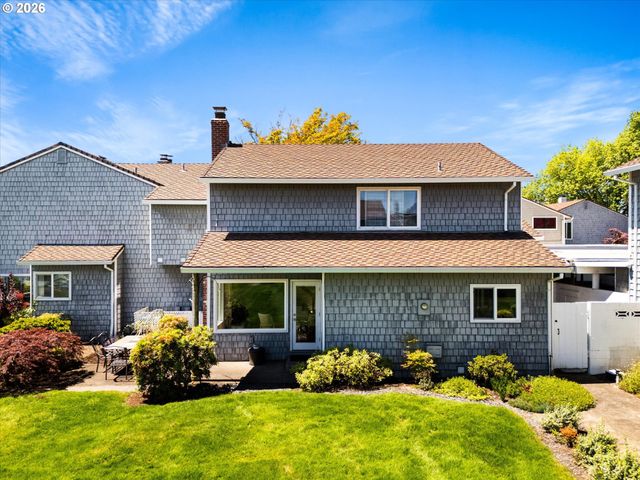 530 N HAYDEN BAY Dr, Portland, OR 97217