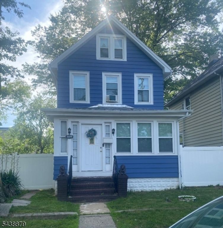 1492 Lawrence St, Rahway City, NJ 07065