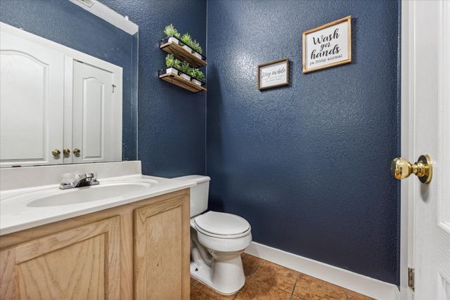122 Colt LOOP, Kyle, TX 78640