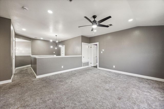122 Colt LOOP, Kyle, TX 78640
