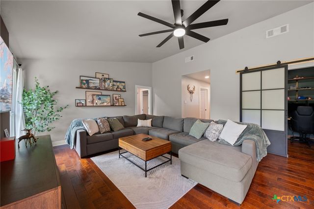 1205 Dove Haven Drive, Pflugerville, TX 78660