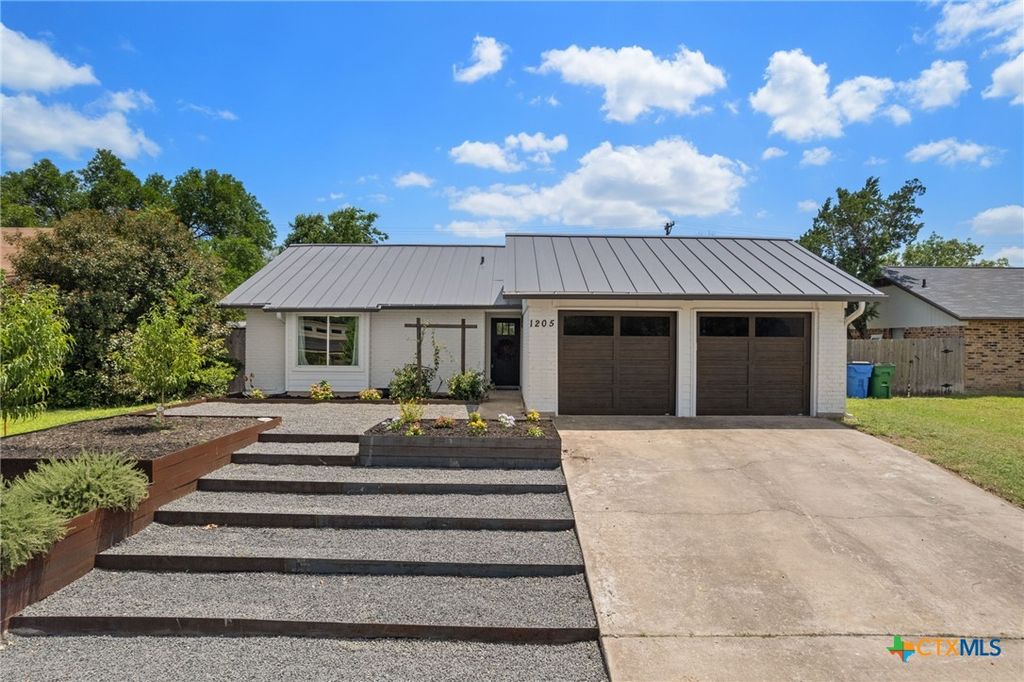 1205 Dove Haven Drive, Pflugerville, TX 78660