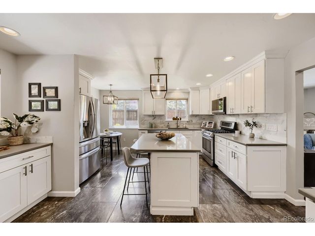 7890 W 59th Ave, Arvada, CO 80004