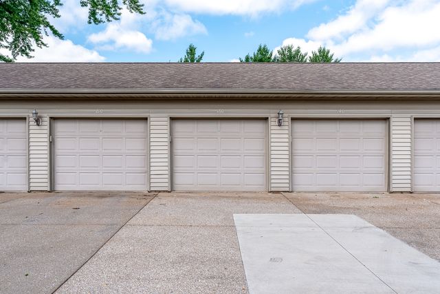 3147 4th Street 160, Moline, IL 61265