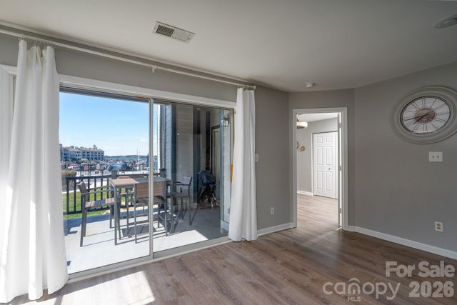 18861 Vineyard Point Lane, Cornelius, NC 28031