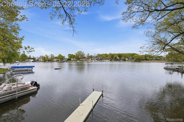 16263 S Seymour Road, Argentine Township, MI 48451