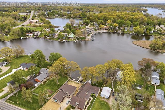 16263 S Seymour Road, Argentine Township, MI 48451