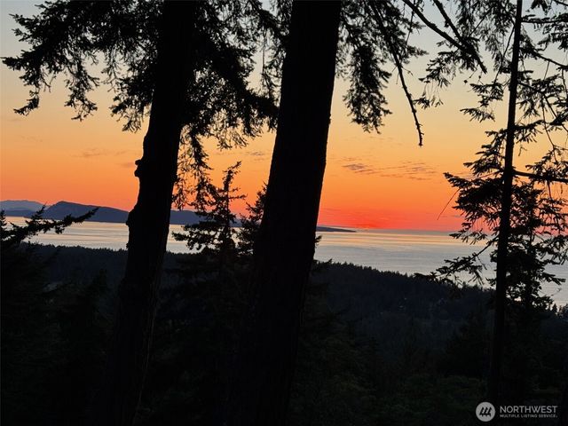 540 Wright Road, Orcas Island, WA 98245