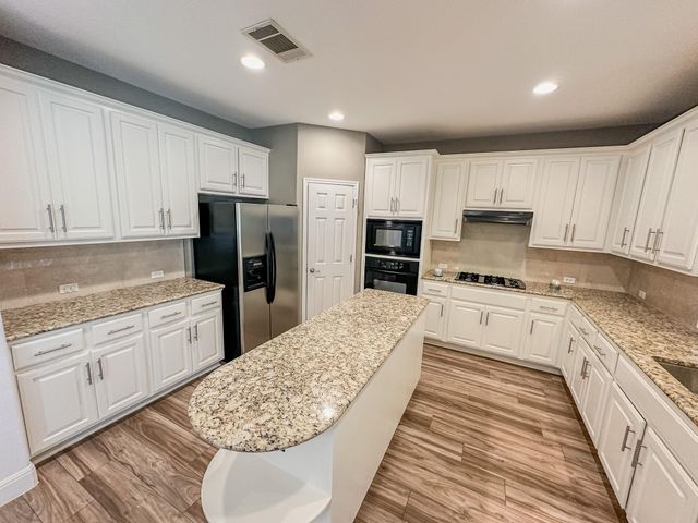 2413 Catamaran CV, Cedar Park, TX 78613
