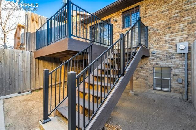 326 Mount View Lane, Colorado Springs, CO 80907