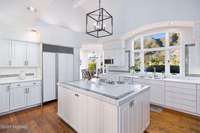 5342 E Gleneagles Drive, Tucson, AZ 85718