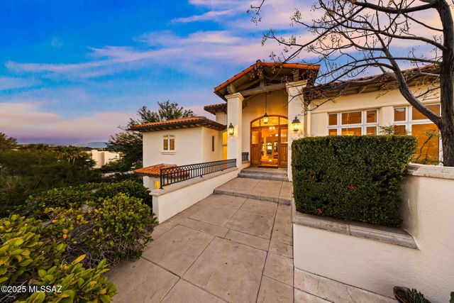 5342 E Gleneagles Drive, Tucson, AZ 85718