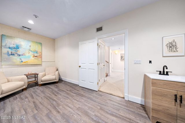 5342 E Gleneagles Drive, Tucson, AZ 85718