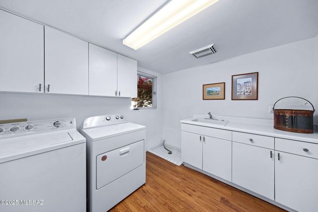 5342 E Gleneagles Drive, Tucson, AZ 85718