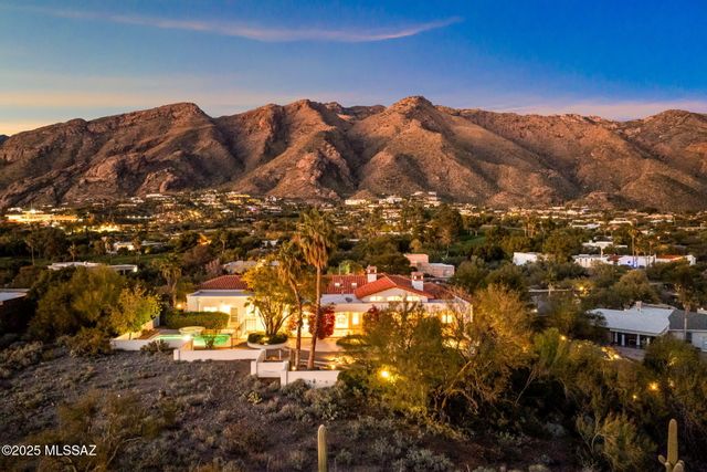 5342 E Gleneagles Drive, Tucson, AZ 85718