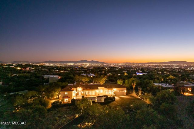 5342 E Gleneagles Drive, Tucson, AZ 85718