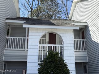 130 W Victoria Court E, Greenville, NC 27834