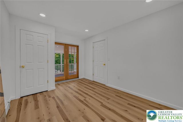 114 East High Street, Nazareth Boro, PA 18064