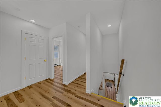 114 East High Street, Nazareth Boro, PA 18064