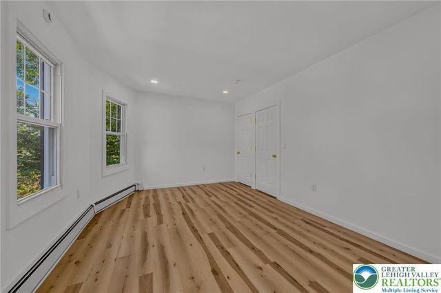 114 East High Street, Nazareth Boro, PA 18064