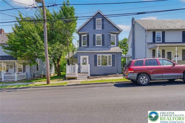 114 East High Street, Nazareth Boro, PA 18064