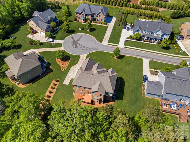 509 Pine Needle Court, Weddington, NC 28104