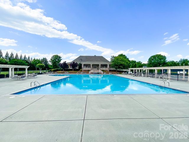 509 Pine Needle Court, Weddington, NC 28104