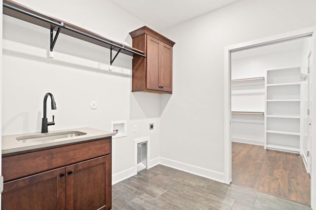 6505 CROMFORD LN, Columbia, MO 65201