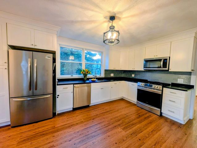 55 Packard St, Hudson, MA 01749