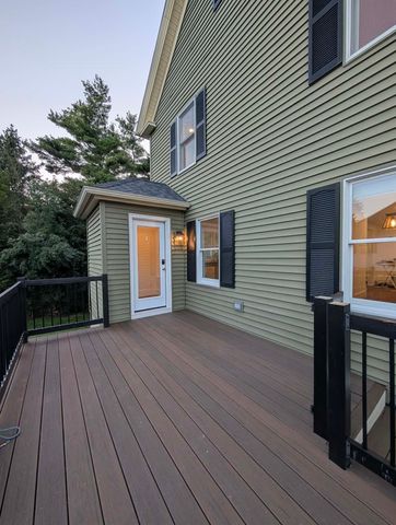 55 Packard St, Hudson, MA 01749