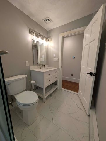 55 Packard St, Hudson, MA 01749