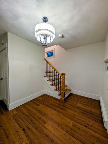 55 Packard St, Hudson, MA 01749