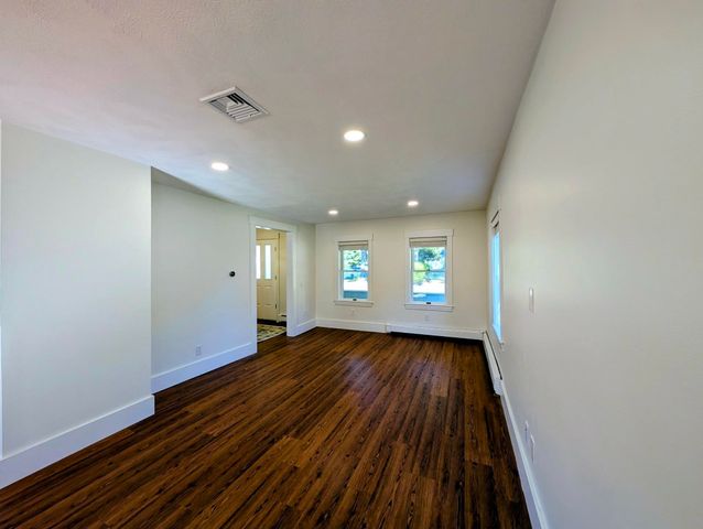 55 Packard St, Hudson, MA 01749