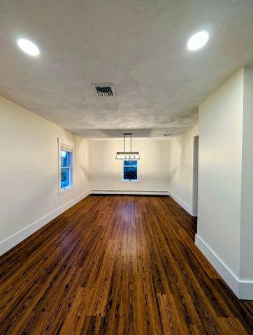 55 Packard St, Hudson, MA 01749